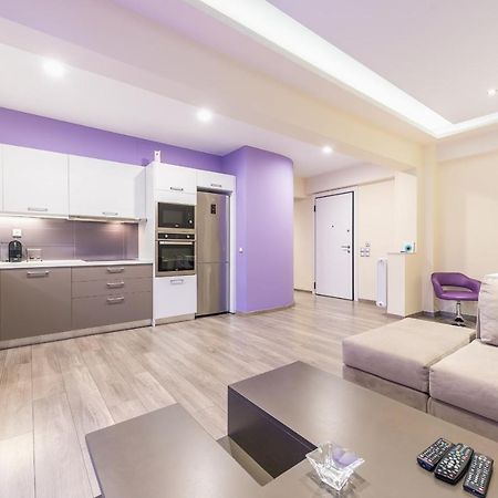 An Impressive 2 Bdr Apt In Glyfada Athena Bagian luar foto