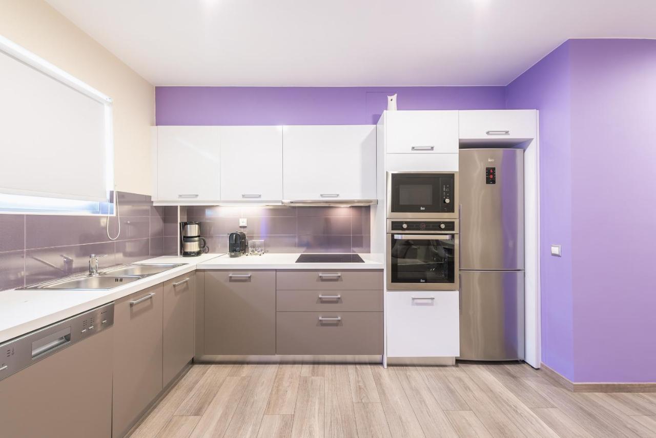An Impressive 2 Bdr Apt In Glyfada Athena Bagian luar foto