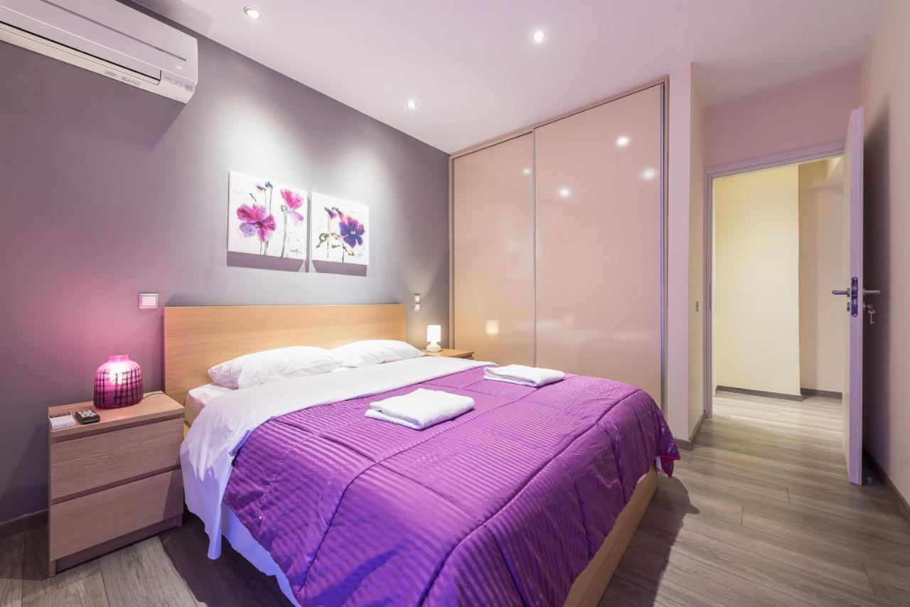 An Impressive 2 Bdr Apt In Glyfada Athena Bagian luar foto