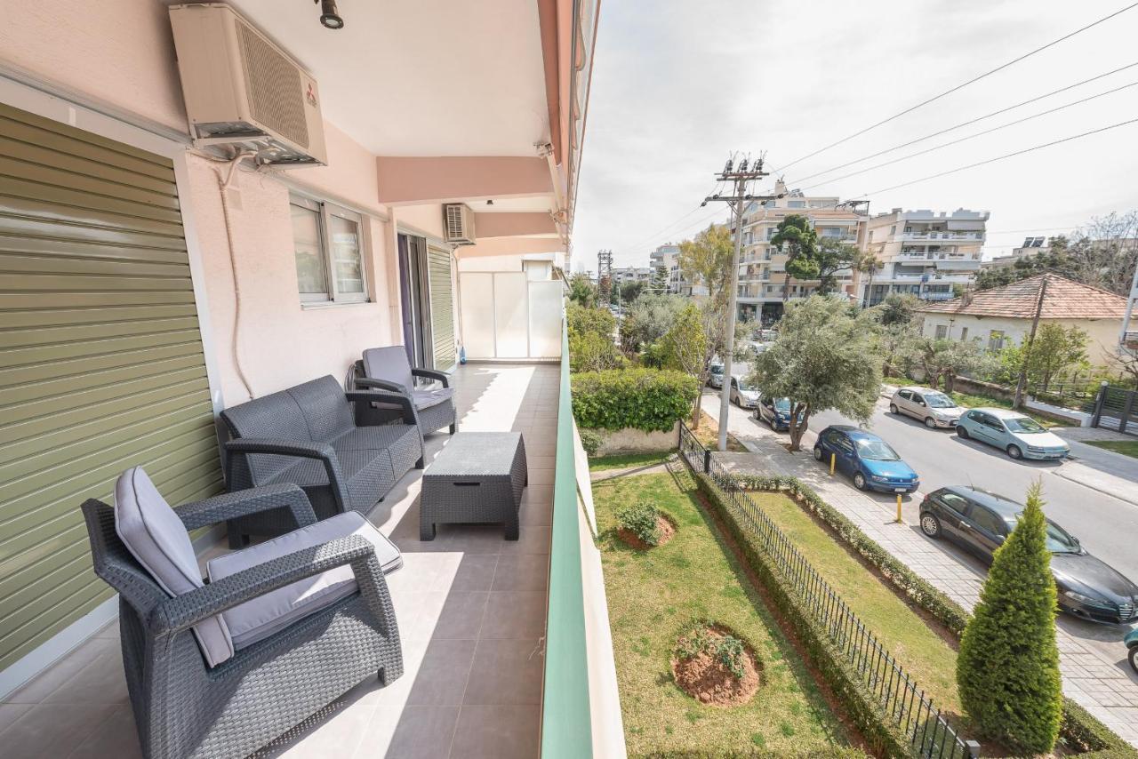 An Impressive 2 Bdr Apt In Glyfada Athena Bagian luar foto
