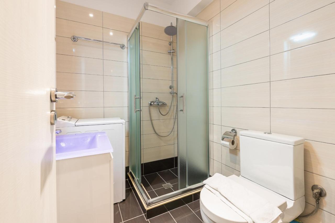 An Impressive 2 Bdr Apt In Glyfada Athena Bagian luar foto